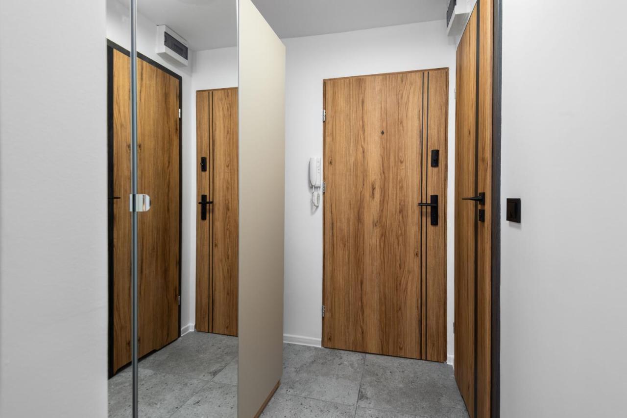 Kairos Apartments - Silver - Darmowy Parking, Scisle Centrum 格利维采 外观 照片